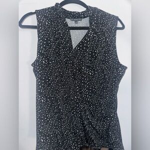 Adrianna Papell Black & White Speckled Sleeveless Wrap Blouse